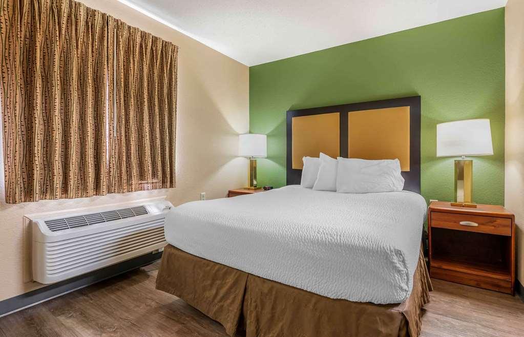 Extended Stay America Suites - Evansville - East Room photo